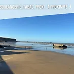 Mulberry Duplex Bien Equipe 2 Petite Vue Sur Plein Centre D'arromanches A 2 Mn De La A Pied Et Pres De Bayeux Au Coeur Des Plages Du Debarquement דירה *