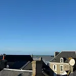 דירה Mulberry Duplex Bien Equipe 2 Petite Vue Sur Plein Centre D'arromanches A 2 Mn De La A Pied Et Pres De Bayeux Au Coeur Des Plages Du Debarquement ארומנש-לה-באינס