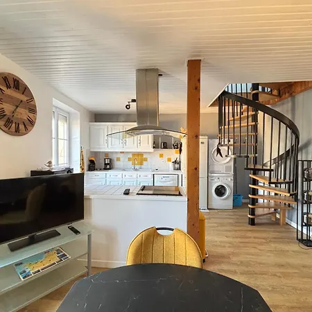 Mulberry Duplex Bien Equipe 2 Petite Vue Sur Plein Centre D'arromanches A 2 Mn De La A Pied Et Pres De Bayeux Au Coeur Des Plages Du Debarquement Lejlighed *