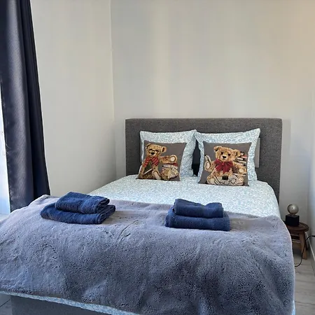 Apartmán Mulberry Duplex Bien Equipe 2 Petite Vue Sur Plein Centre D'arromanches A 2 Mn De La A Pied, Tous Commerces, Restaurants, Pres De Bayeux Au Coeur Des Plages Du Debarquement