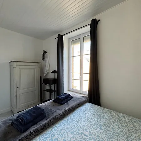 Mulberry Duplex Bien Equipe 2 Petite Vue Sur Plein Centre D'arromanches A 2 Mn De La A Pied Et Pres De Bayeux Au Coeur Des Plages Du Debarquement Daire Arromanches-les-Bains