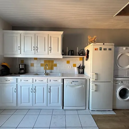 Mulberry Duplex Bien Equipe 2 Petite Vue Sur Plein Centre D'arromanches A 2 Mn De La A Pied Et Pres De Bayeux Au Coeur Des Plages Du Debarquement * Arromanches-les-Bains