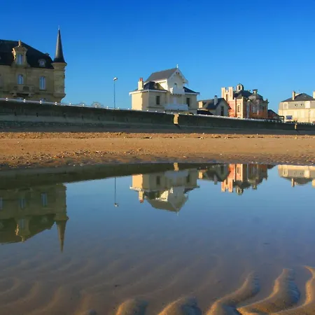 Mulberry Duplex Bien Equipe 2 Petite Vue Sur Plein Centre D'arromanches A 2 Mn De La A Pied, Tous Commerces, Restaurants, Pres De Bayeux Au Coeur Des Plages Du Debarquement Apartmán *