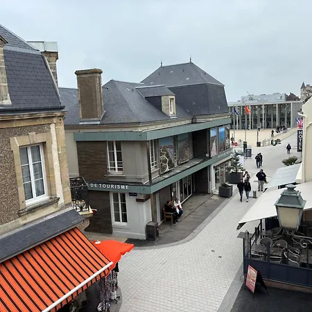 Mulberry Duplex Bien Equipe 2 Petite Vue Sur Plein Centre D'arromanches A 2 Mn De La A Pied, Tous Commerces, Restaurants, Pres De Bayeux Au Coeur Des Plages Du Debarquement Arromanches-les-Bains
