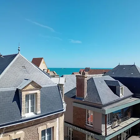 Mulberry Duplex Bien Equipe 2 Petite Vue Sur Plein Centre D'arromanches A 2 Mn De La A Pied, Tous Commerces, Restaurants, Pres De Bayeux Au Coeur Des Plages Du Debarquement Arromanches-les-Bains