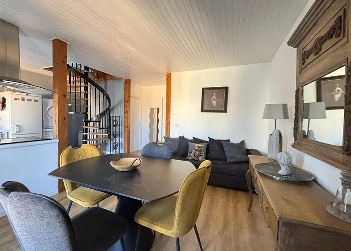 Mulberry Duplex Bien Equipe 2 Petite Vue Sur Plein Centre D'arromanches A 2 Mn De La A Pied Et Pres De Bayeux Au Coeur Des Plages Du Debarquement *