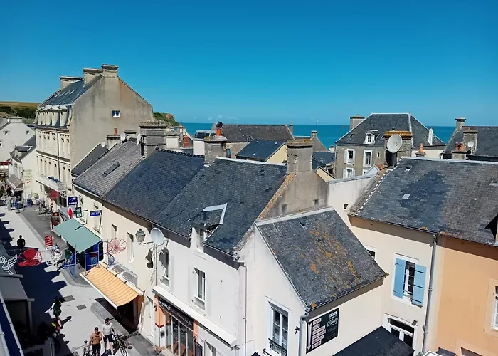 Apartment Mulberry Duplex Bien Equipe 2 Petite Vue Sur Plein Centre D'arromanches A 2 Mn De La A Pied Et Pres De Bayeux Au Coeur Des Plages Du Debarquement